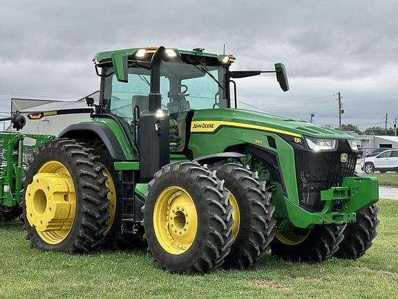 Image of John Deere 8R 340 Primary image