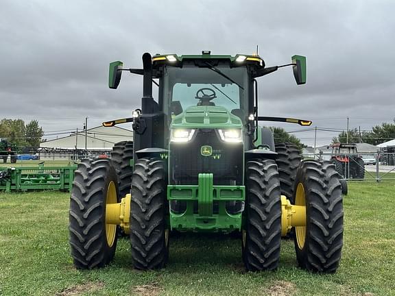 Image of John Deere 8R 340 equipment image 1