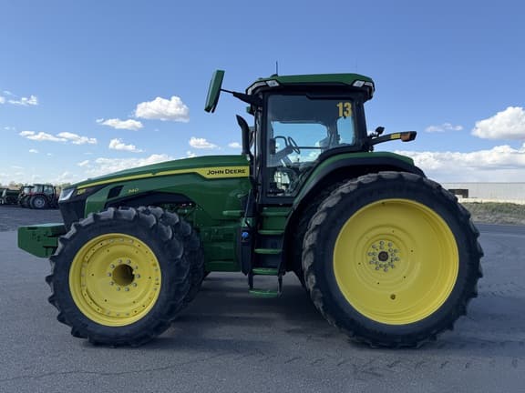 Image of John Deere 8R 340 Primary image