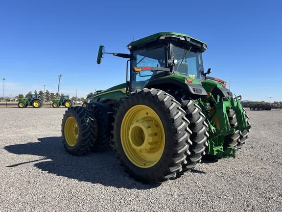 Image of John Deere 8R 340 equipment image 2