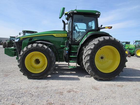 Image of John Deere 8R 340 equipment image 2