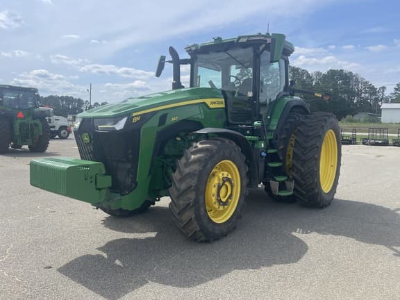 Image of John Deere 8R 340 Image 1