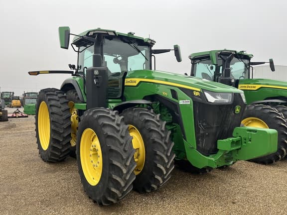 Image of John Deere 8R 370 equipment image 2