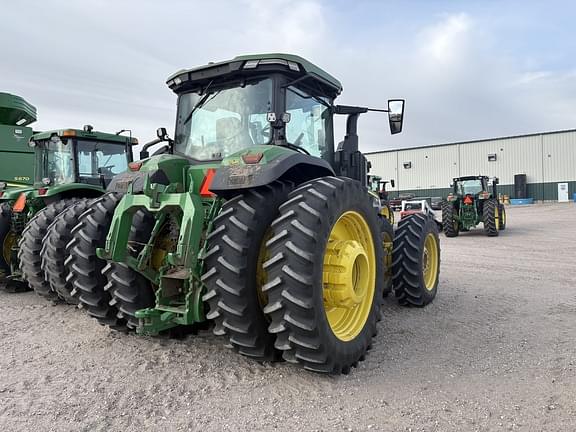 Image of John Deere 8R 370 equipment image 3