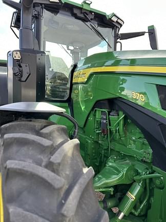 Image of John Deere 8R 370 equipment image 2