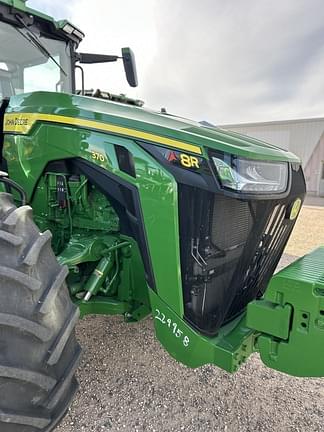 Image of John Deere 8R 370 equipment image 3