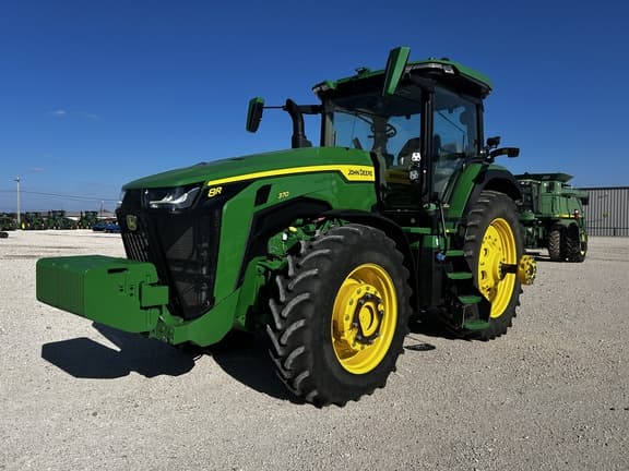 Image of John Deere 8R 370 Primary image