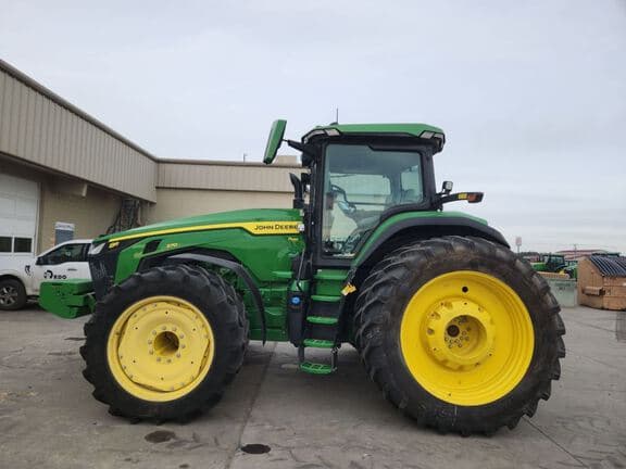 Image of John Deere 8R 370 equipment image 1