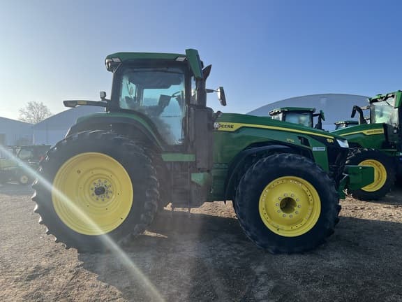 Image of John Deere 8R 370 equipment image 3