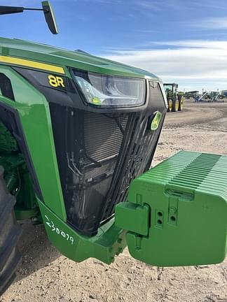 Image of John Deere 8R 370 equipment image 3