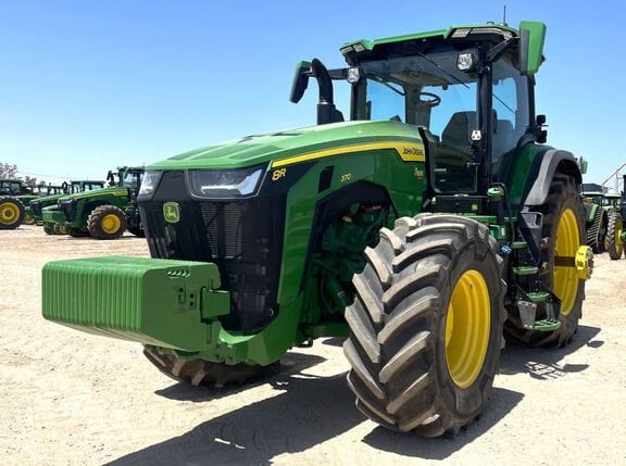 2023 John Deere 8R 370 Equipment Image0
