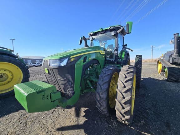 Image of John Deere 8R 370 Primary image