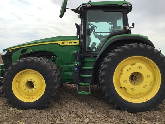 Image of John Deere 8R 370 Primary image