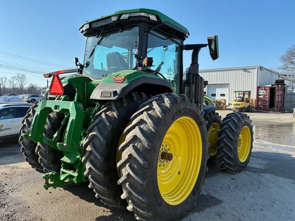 Image of John Deere 8R 370 equipment image 3