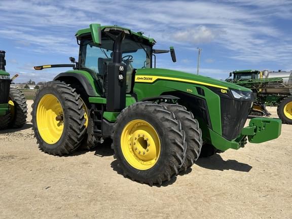 Image of John Deere 8R 370 Primary image