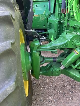 Image of John Deere 8R 370 equipment image 2