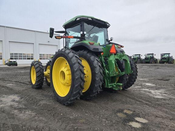 Image of John Deere 8R 370 equipment image 2