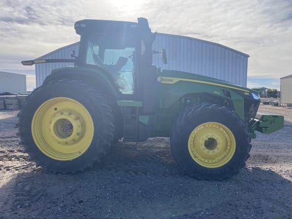 Image of John Deere 8R 370 equipment image 4