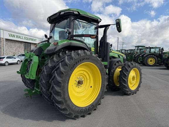 Image of John Deere 8R 370 equipment image 4