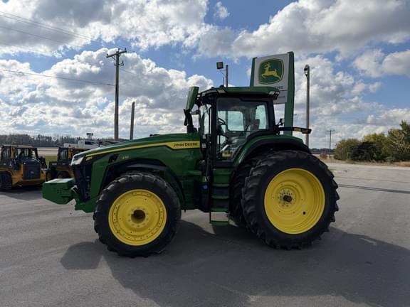 Image of John Deere 8R 370 equipment image 1