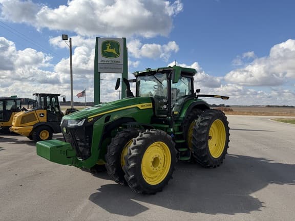 Image of John Deere 8R 370 equipment image 2