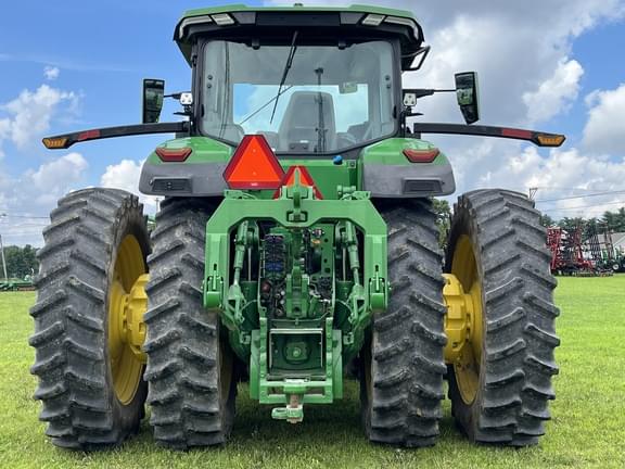 Image of John Deere 8R 370 equipment image 3