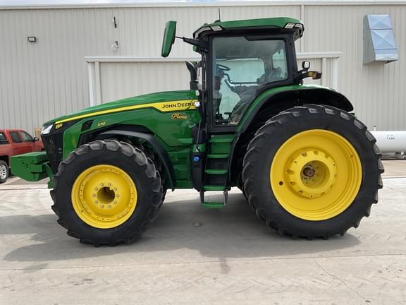 Image of John Deere 8R 370 equipment image 1