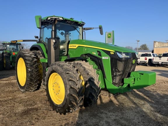Image of John Deere 8R 410 equipment image 2