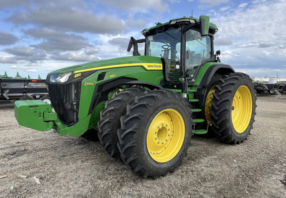 2023 John Deere 8R 410 Equipment Image0