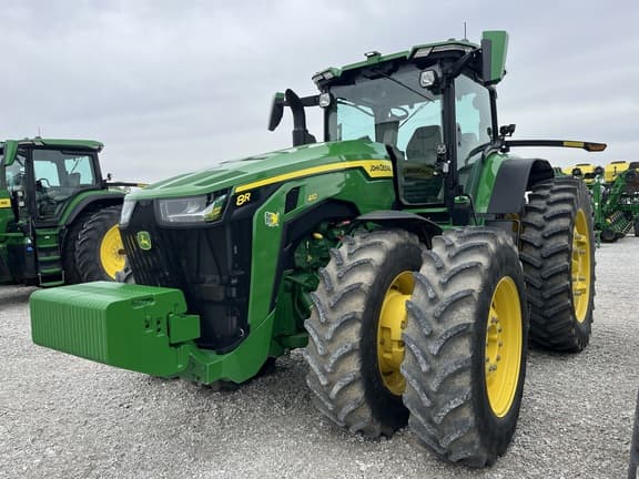 Image of John Deere 8R 410 Primary image