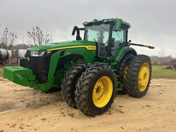 2023 John Deere 8R 410 Equipment Image0