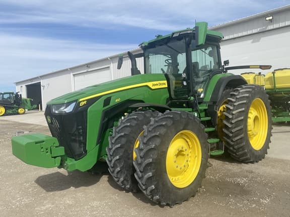 Image of John Deere 8R 410 equipment image 2