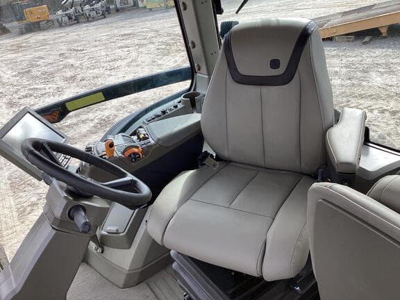 Image of John Deere 8R 410 equipment image 3