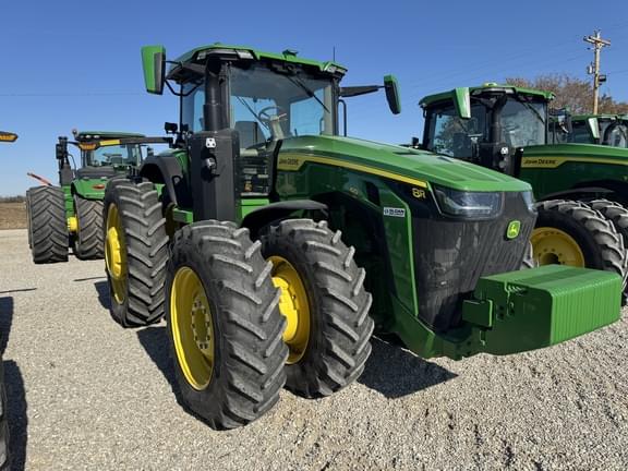 Image of John Deere 8R 410 equipment image 1