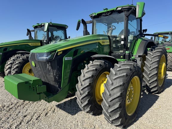 2023 John Deere 8R 410 Equipment Image0