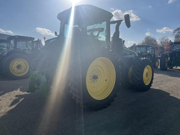 Image of John Deere 8R 410 equipment image 2