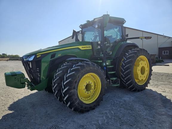 Image of John Deere 8R 410 equipment image 1