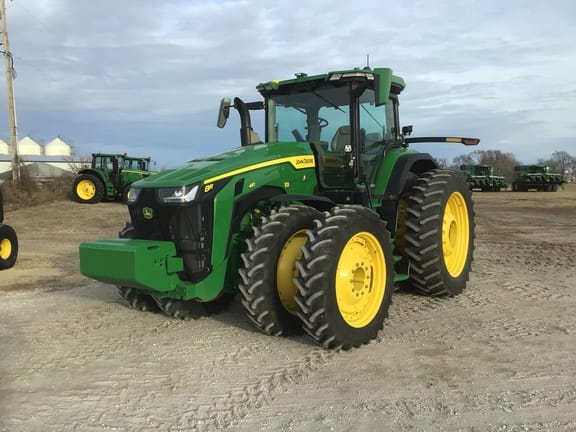 2023 John Deere 8R 410 Equipment Image0