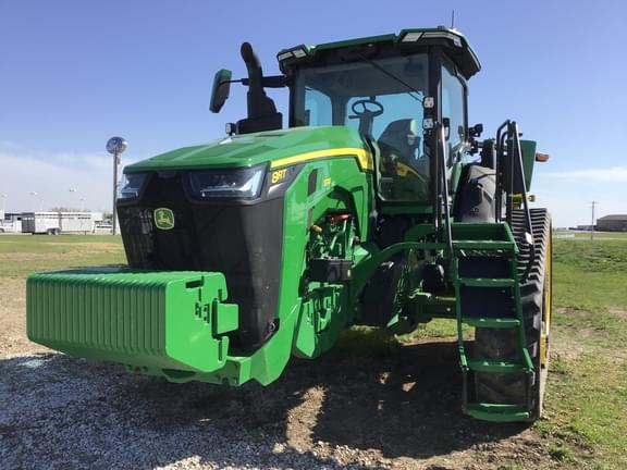 Image of John Deere 8RT 370 equipment image 3