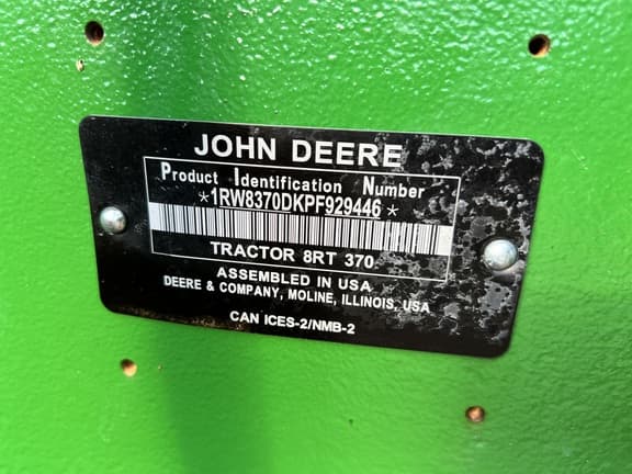 Image of John Deere 8RT 370 equipment image 2