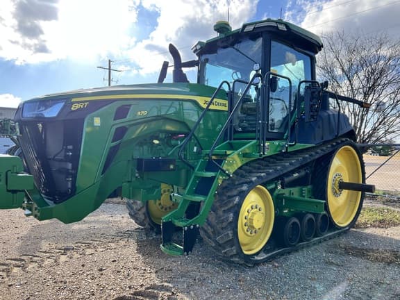 Image of John Deere 8RT 370 equipment image 1