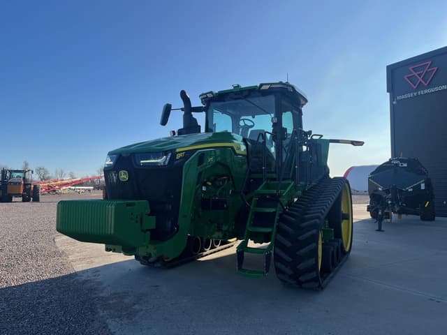 Image of John Deere 8RT 370 equipment image 1