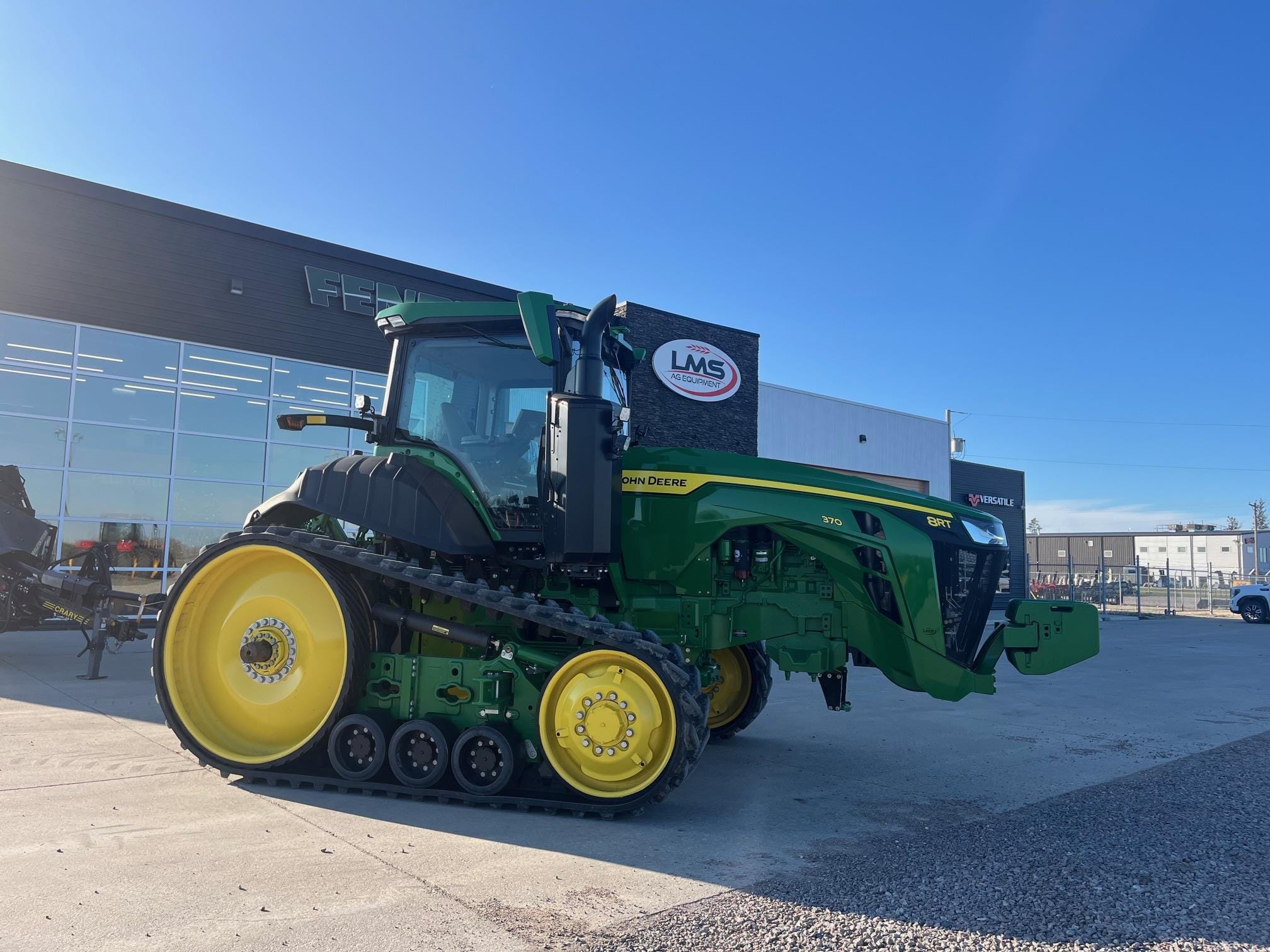 2023 John Deere 8RT 370 Equipment Image0