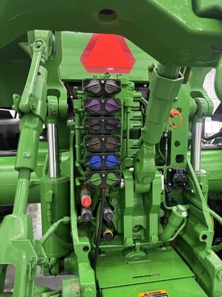 Image of John Deere 8RX 370 equipment image 4