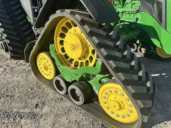 Image of John Deere 8RX 410 equipment image 2