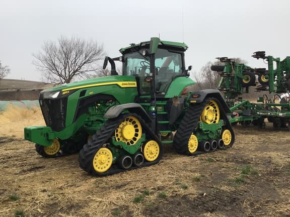 Image of John Deere 8RX 410 equipment image 4