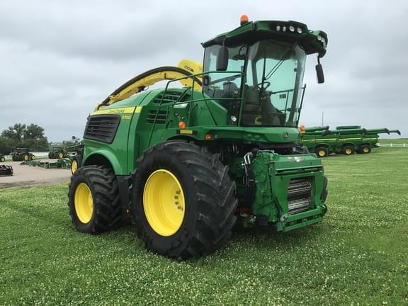 Image of John Deere 9700 Primary image
