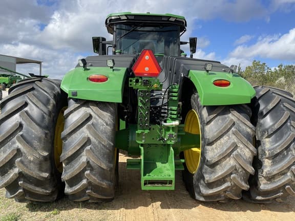 Image of John Deere 9R 590 equipment image 1