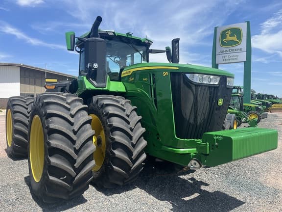 Image of John Deere 9R 640 equipment image 1