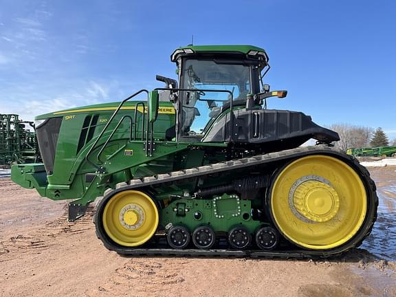 Image of John Deere 9RT 520 equipment image 1